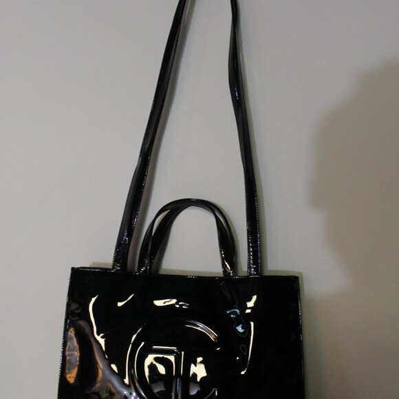 Telfar Medium Shopping Bag - Black Patent - Picture 4 of 7